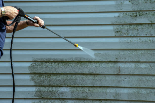 Best Pool Deck Cleaning  in Frostburg, MD